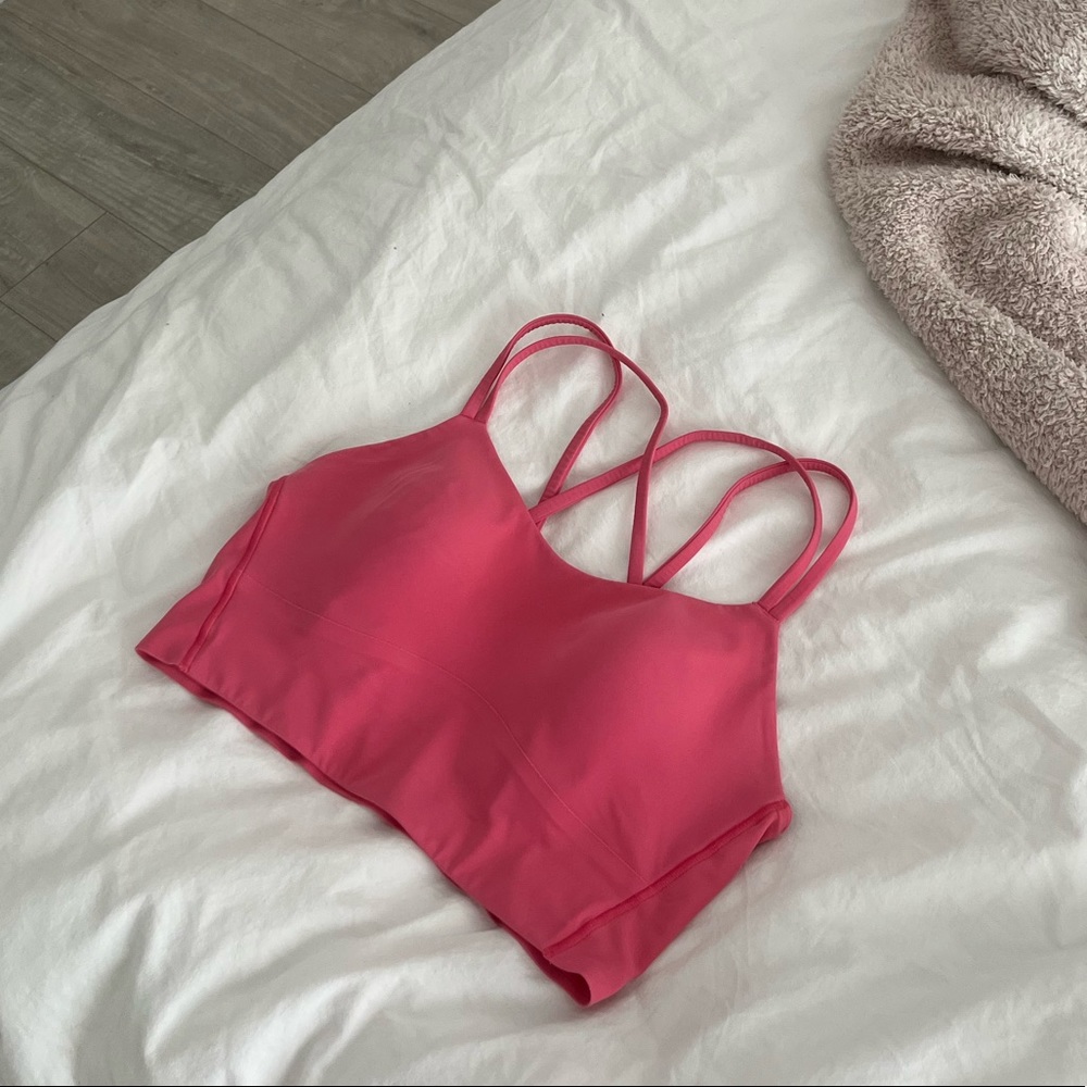 Lululemon like a cloud bra